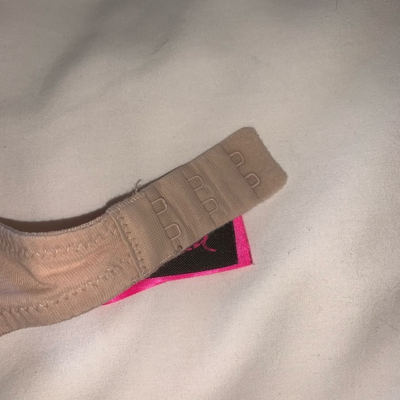 LA SENZA Lightly Lined Demi Bra 💓 - Picture 5 of 7